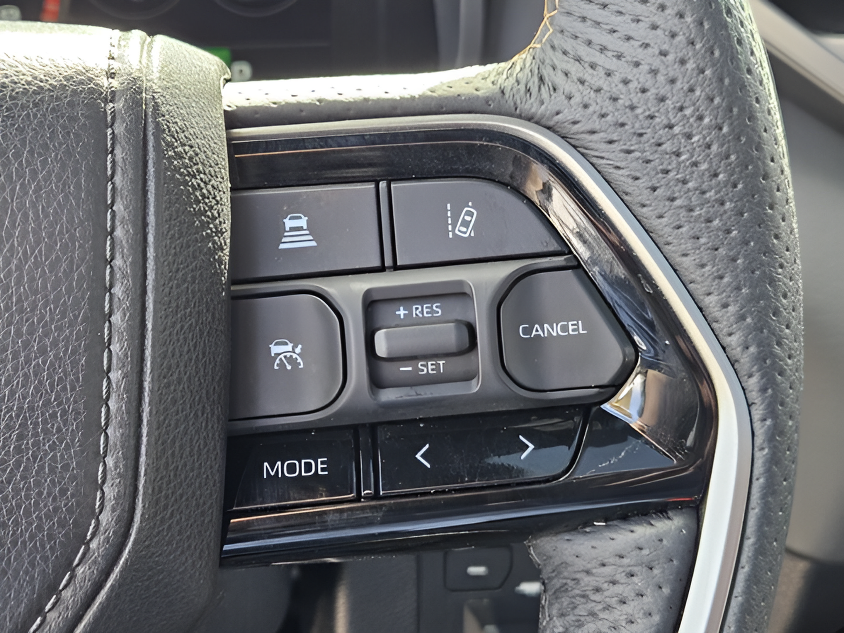 Used 2026 Toyota Sequoia Capstone AWD/4WD image 24