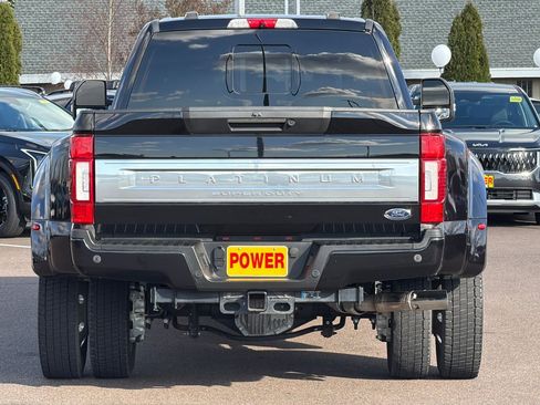 Used 2022 Ford F450 Platinum w/ FX4 Off-Road Package image 5