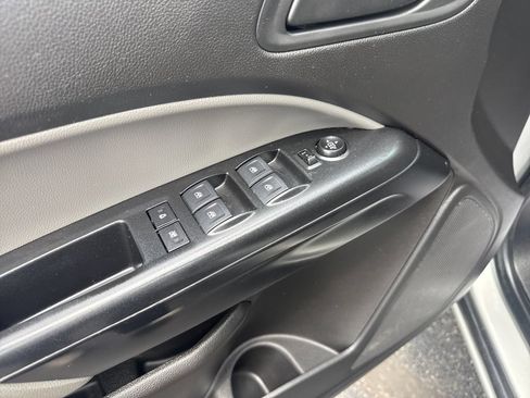 Used 2019 Chevrolet Colorado W/T w/ Custom Special Edition AWD/4WD image 31
