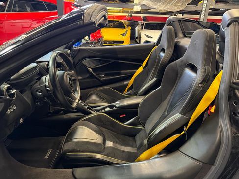 Used 2020 McLaren 720S Performance image 17