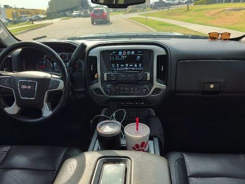 Used 2019 GMC Sierra 2500 SLT AWD/4WD image 12