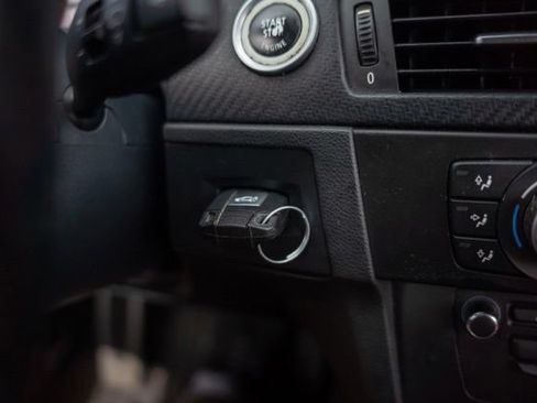Used 2012 BMW M3 Coupe RWD image 22