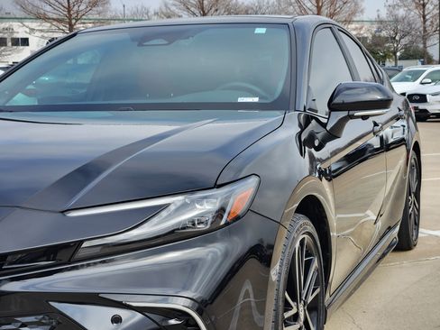 Used 2025 Toyota Camry XSE image 9