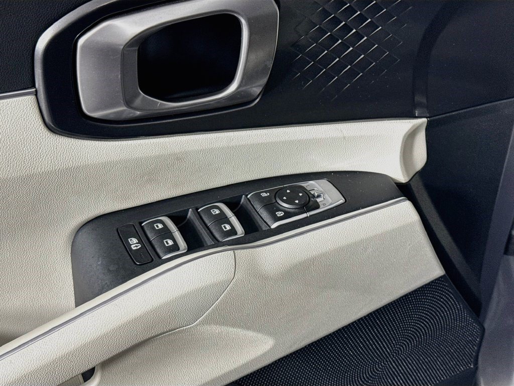 Used 2023 Kia Sorento S w/ Panoramic Sunroof Package FWD image 23