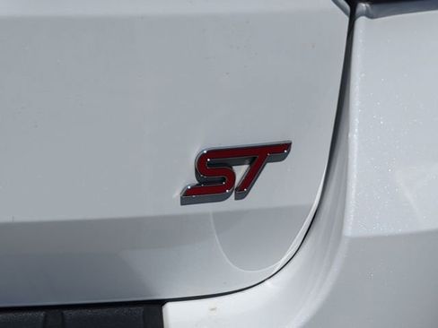 Certified 2025 Ford Explorer ST AWD/4WD image 13