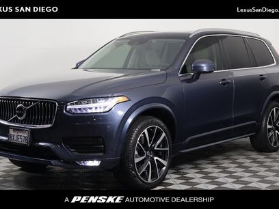 Used 2021 Volvo XC90 T6 Momentum w/ Climate Package