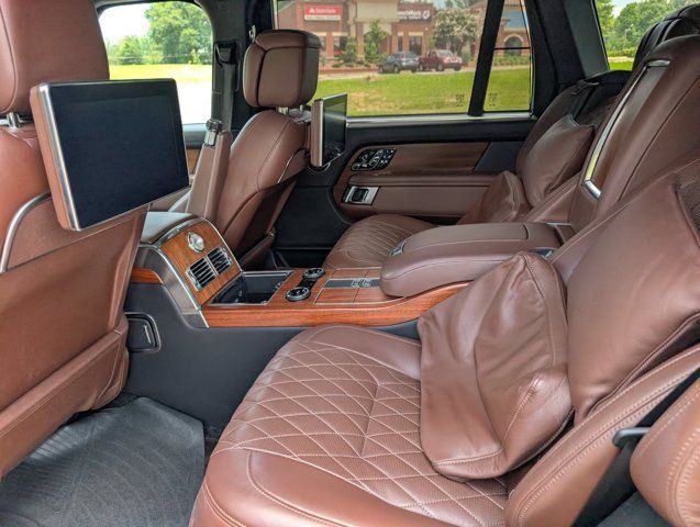 Used 2019 Land Rover Range Rover LWB SV Autobiography AWD/4WD image 15