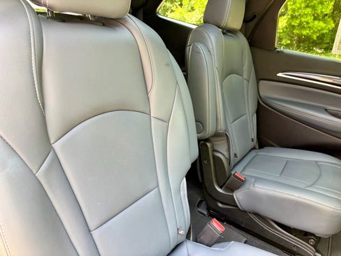Used 2023 Buick Enclave Essence w/ Experience Buick Package AWD/4WD image 21