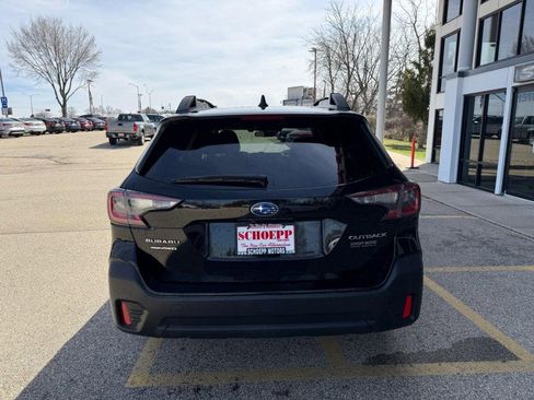 Used 2022 Subaru Outback Premium image 6