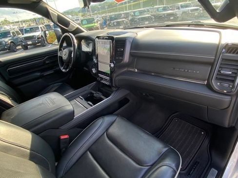 Used 2022 RAM 1500 Limited AWD/4WD image 21