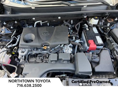 Used 2023 Toyota RAV4 LE AWD/4WD image 16