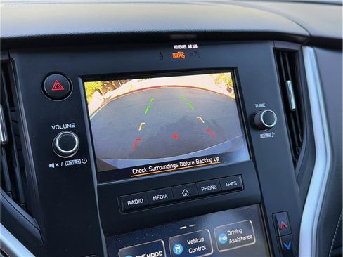 Used 2020 Subaru Outback AWD/4WD image 16