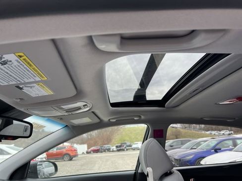 Used 2023 Hyundai Kona SEL w/ Convenience Package image 11