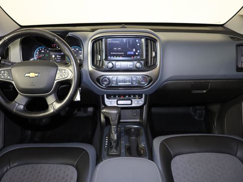 Used 2019 Chevrolet Colorado Z71 AWD/4WD image 10
