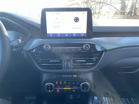 Used 2023 Ford Escape Active image 18