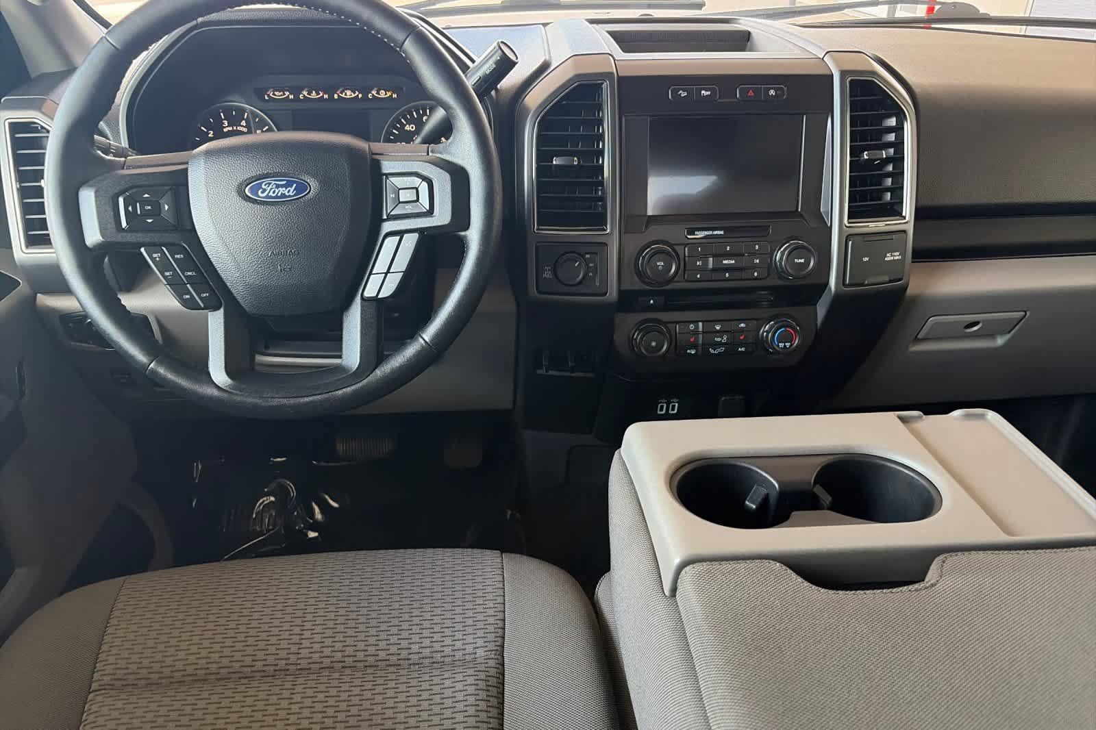 Used 2018 Ford F150 XLT w/ Equipment Group 302A Luxury AWD/4WD image 3