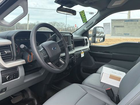 New 2026 Ford F450 XL image 13