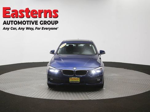Used 2017 BMW 320i xDrive Sedan AWD/4WD image 54