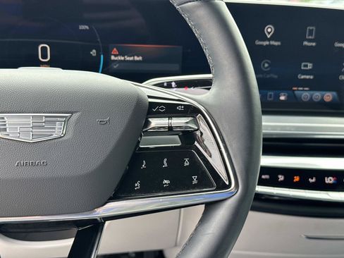 Certified 2024 Cadillac Lyriq Luxury AWD/4WD image 18