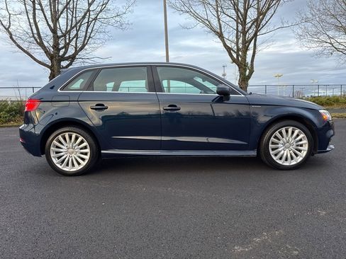 Used 2017 Audi A3 e-tron Prestige image 8