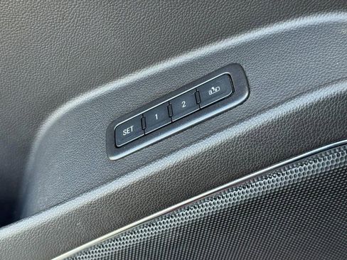 Used 2016 Chevrolet Suburban LTZ image 26