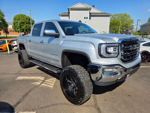 Used 2018 GMC Sierra 1500 SLT image 46
