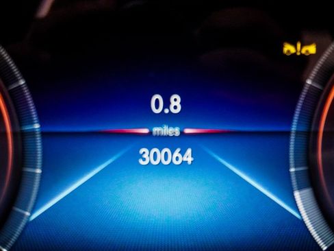 Used 2023 Mercedes-Benz E 350 4MATIC Sedan w/ Premium Package image 31