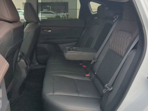 New 2025 Nissan Murano Platinum image 13