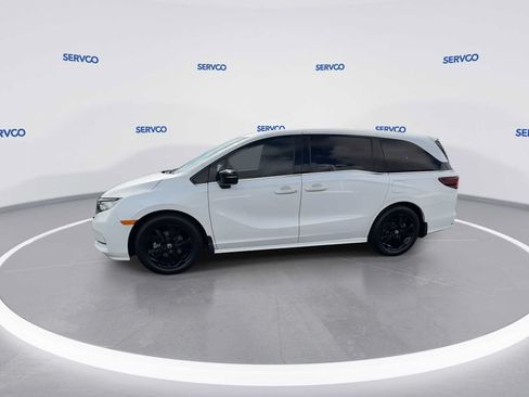 Used 2023 Honda Odyssey Sport image 4