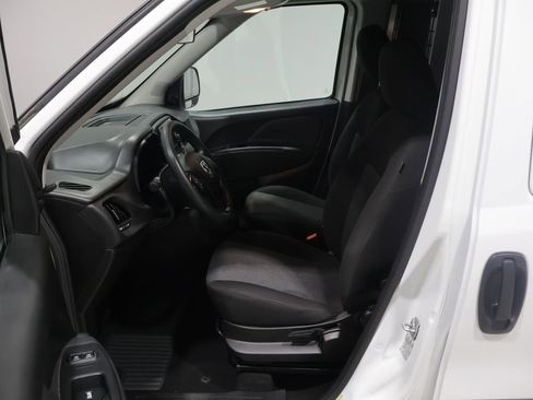 Used 2022 RAM ProMaster City Tradesman FWD image 8