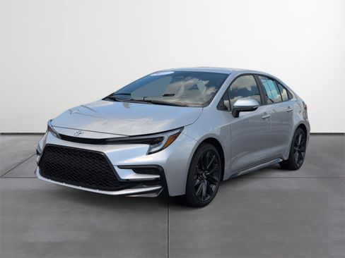 Certified 2026 Toyota Corolla SE FWD image 2