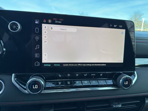 Used 2024 Chevrolet Colorado Z71 w/ Z71 Convenience Package 2 image 18