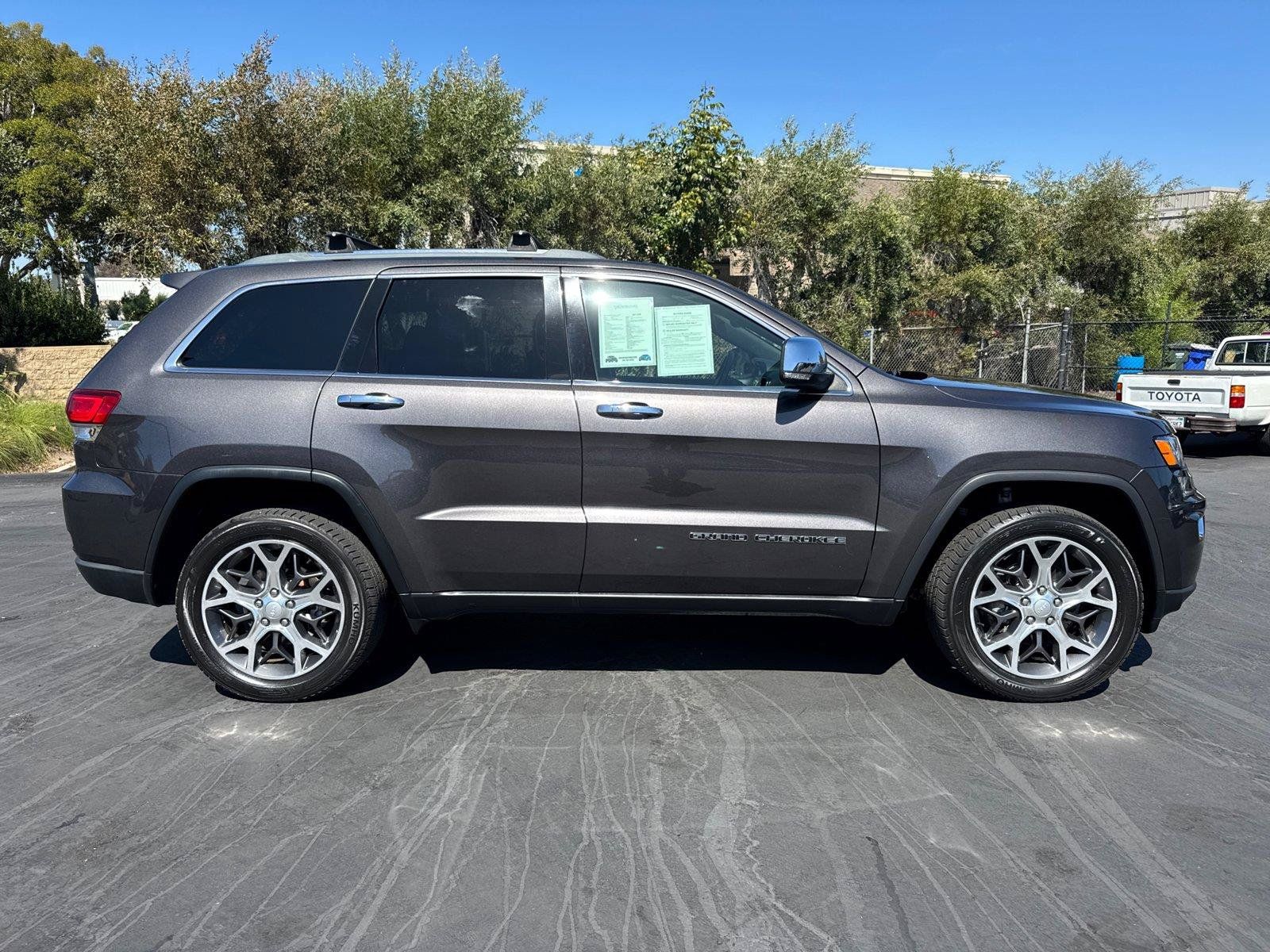 Used 2020 Jeep Grand Cherokee Limited AWD/4WD image 7