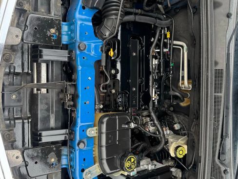 Used 2013 Buick Encore Premium image 32