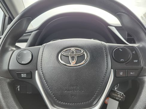 Used 2017 Toyota Corolla LE w/ Body Protection Package image 25