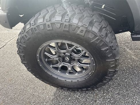 Used 2021 Ford Bronco Badlands image 11