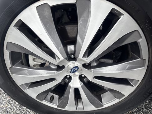 Used 2021 Subaru Ascent Premium w/ Sport Package image 9