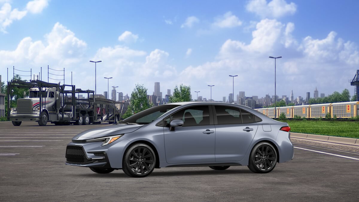 New 2027 Toyota Corolla SE FWD image 3