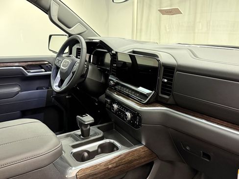 New 2026 GMC Sierra 1500 Elevation w/ Elevation Premium Package image 15