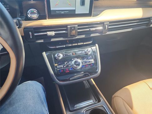 Used 2020 Lincoln Corsair Reserve w/ Equipment Group 201A image 35