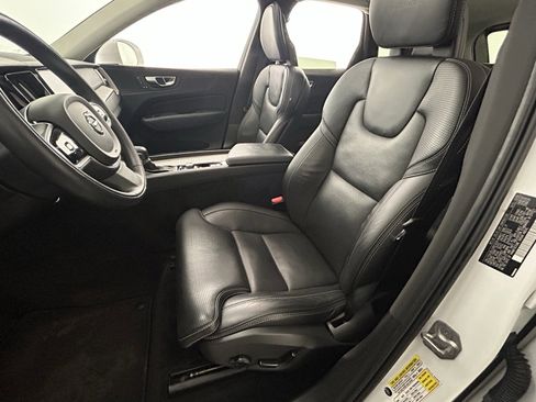 Used 2018 Volvo XC60 T6 Inscription w/ Luxury Seat Package image 29