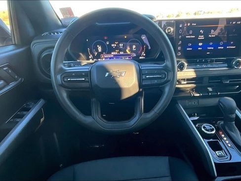 Used 2024 Chevrolet Colorado Trail Boss w/ Safety Package image 9