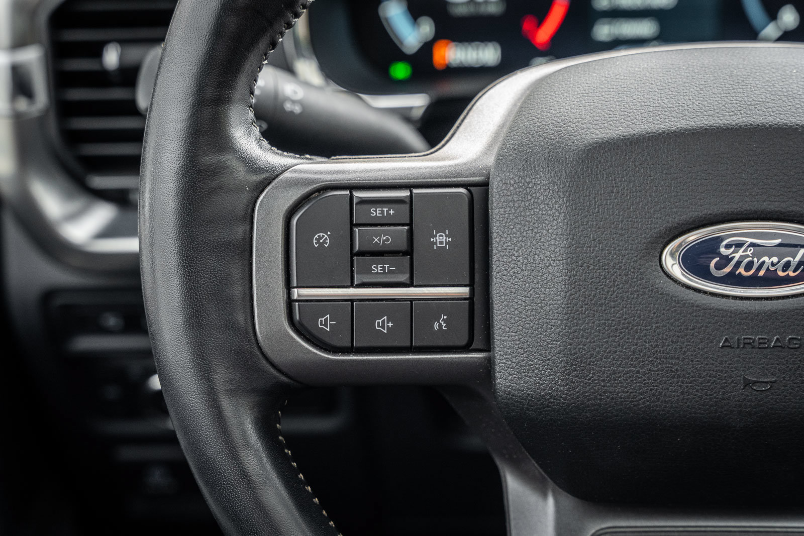 Used 2021 Ford F150 Lariat AWD/4WD image 23