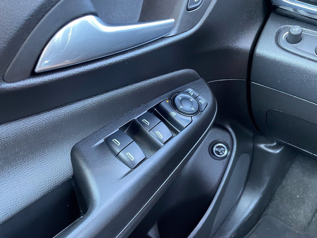 Used 2024 Buick Envista Avenir FWD image 12