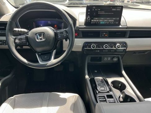 Used 2023 Honda Pilot Elite image 15