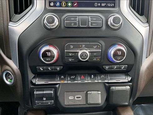 Used 2021 GMC Sierra 1500 SLT w/ SLT Premium Package image 32