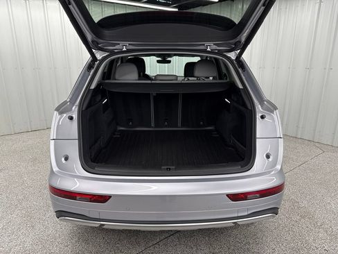 Used 2023 Audi Q5 2.0T Premium Plus w/ Premium Plus Package AWD/4WD image 8