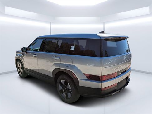 New 2026 Hyundai Santa Fe SE image 5