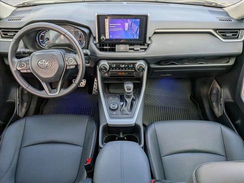 Used 2024 Toyota RAV4 XLE Premium AWD/4WD image 18