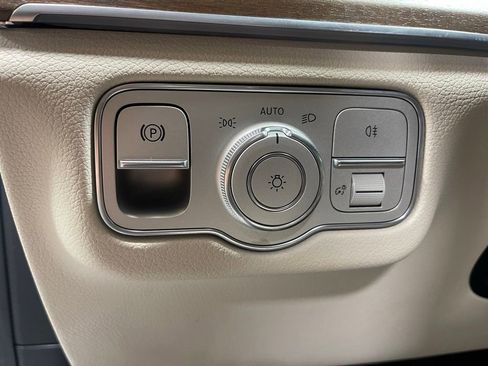 Certified 2024 Mercedes-Benz GLE 350 4MATIC image 19